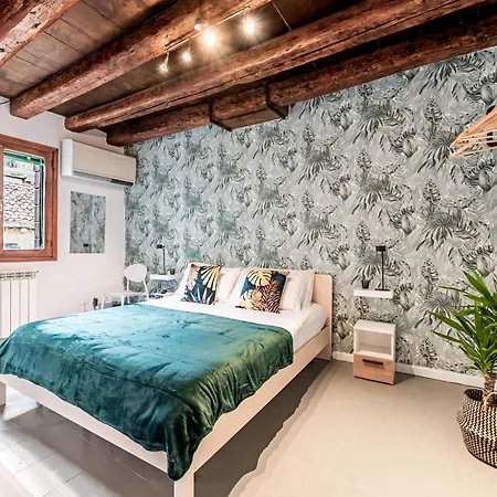 Apartment A Piazza San Marco *